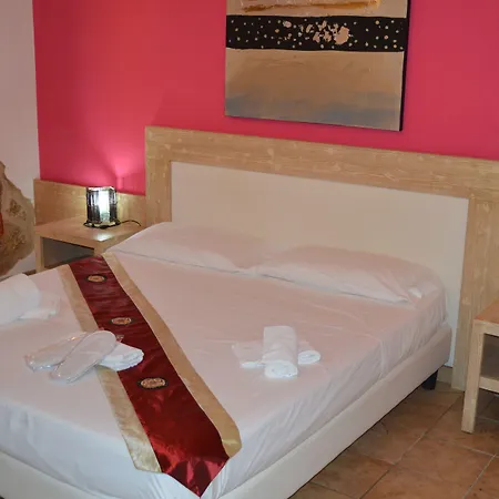 Butterfly Πανσιόν 4*