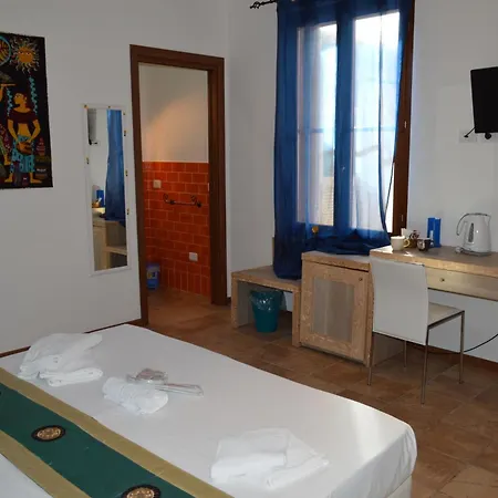 Butterfly Альгеро